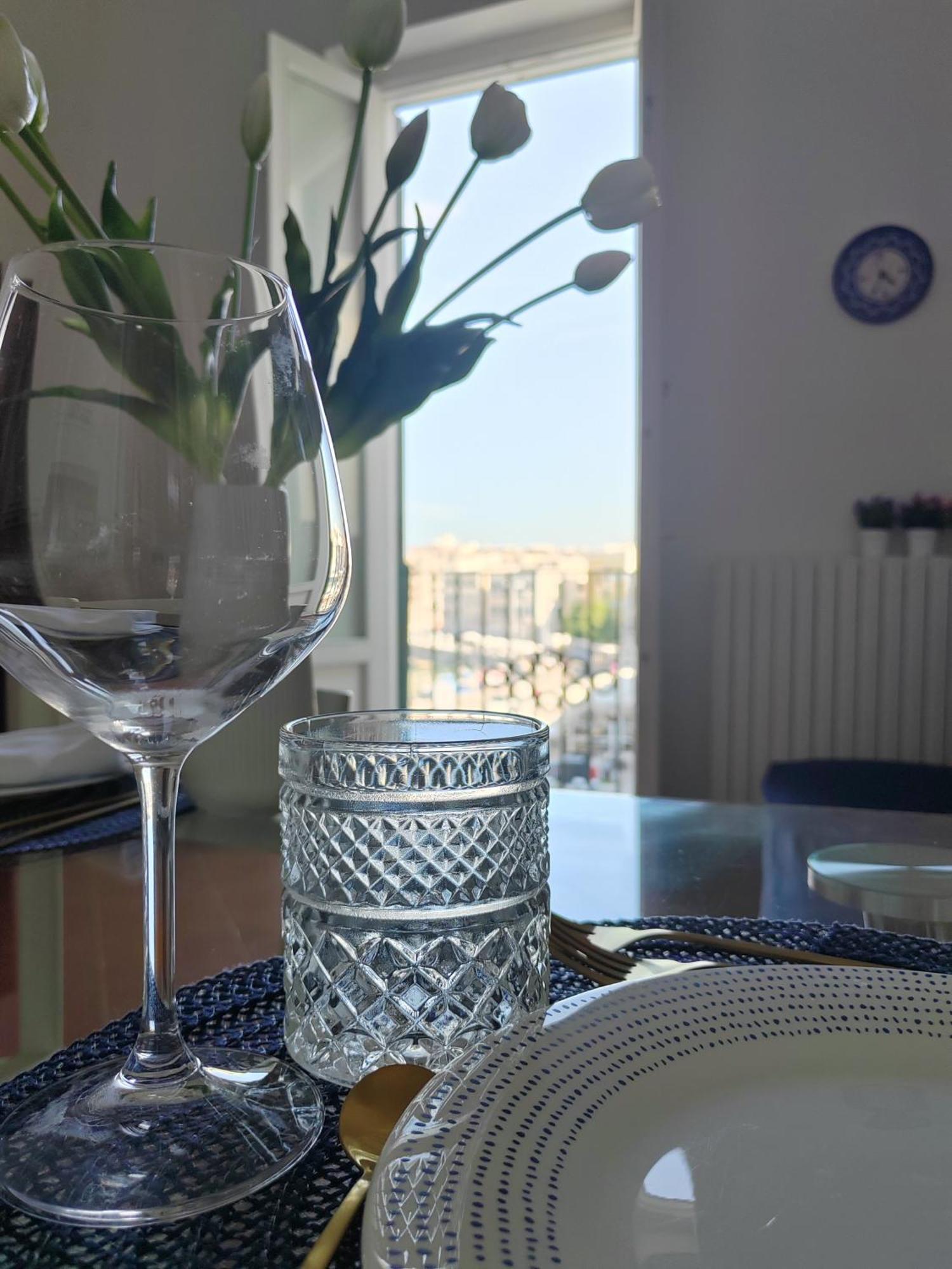 Apartamento La Finestra Sul Porto Trani Exterior foto